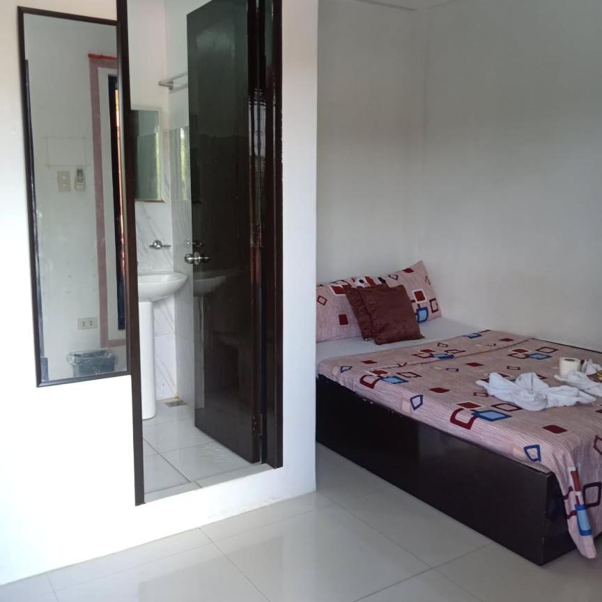 Chelle'S Apartelle-Inn El Nido Εξωτερικό φωτογραφία