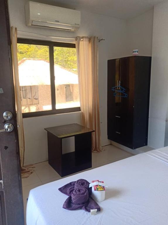 Chelle'S Apartelle-Inn El Nido Εξωτερικό φωτογραφία