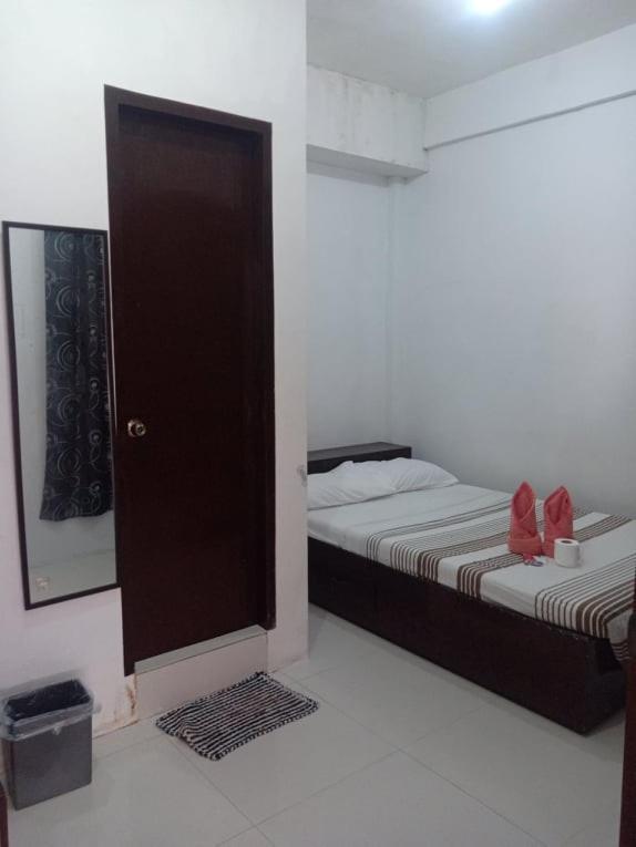 Chelle'S Apartelle-Inn El Nido Εξωτερικό φωτογραφία